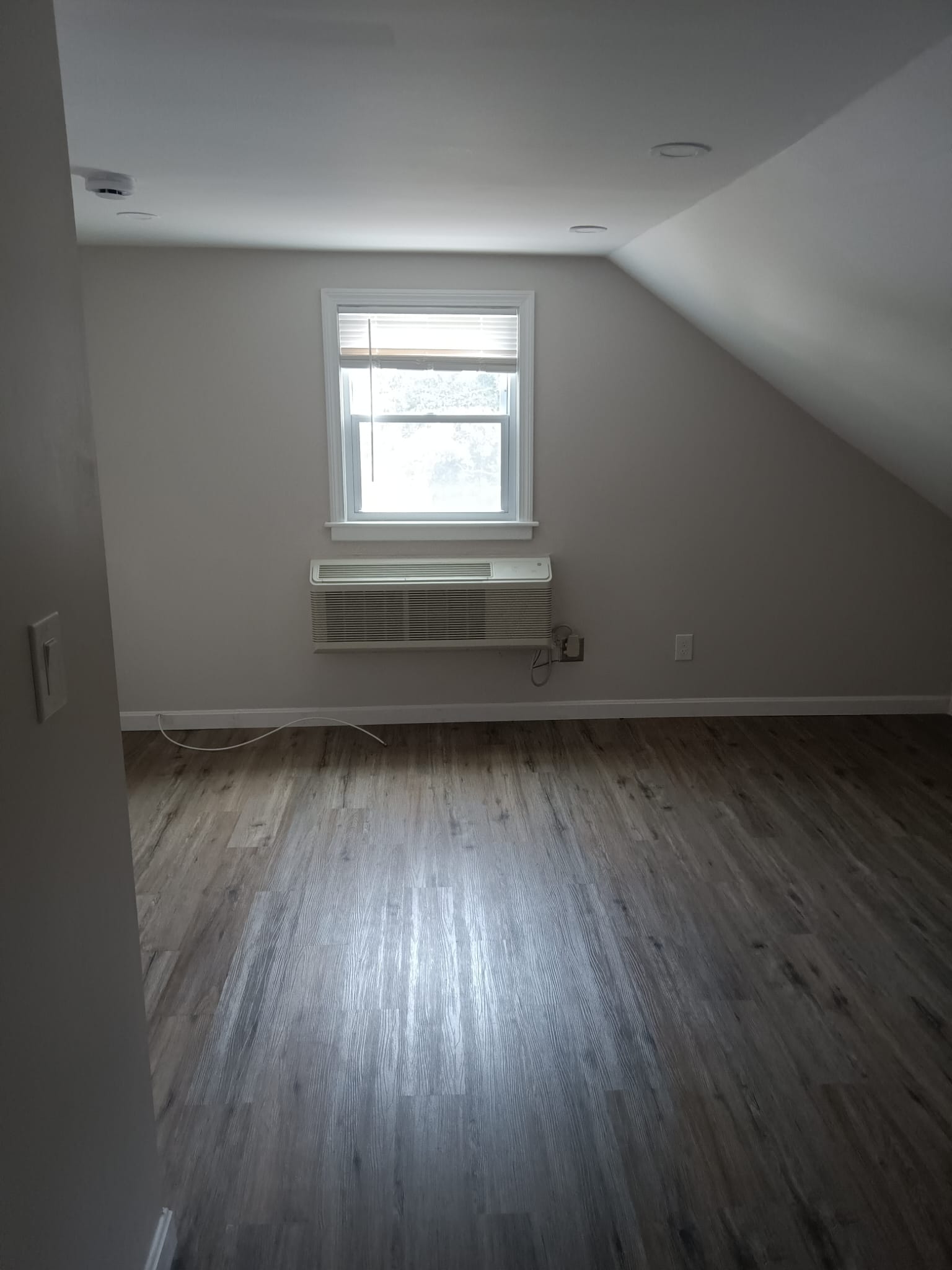 505 Washington Street - 6